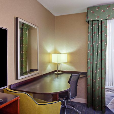 Hampton Inn And Suites מרסד מראה חיצוני תמונה