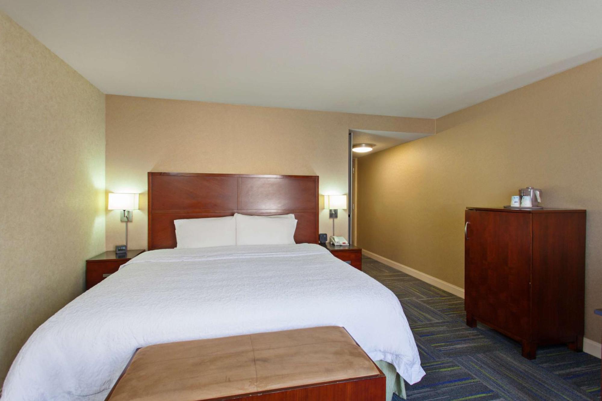 Hampton Inn And Suites מרסד מראה חיצוני תמונה
