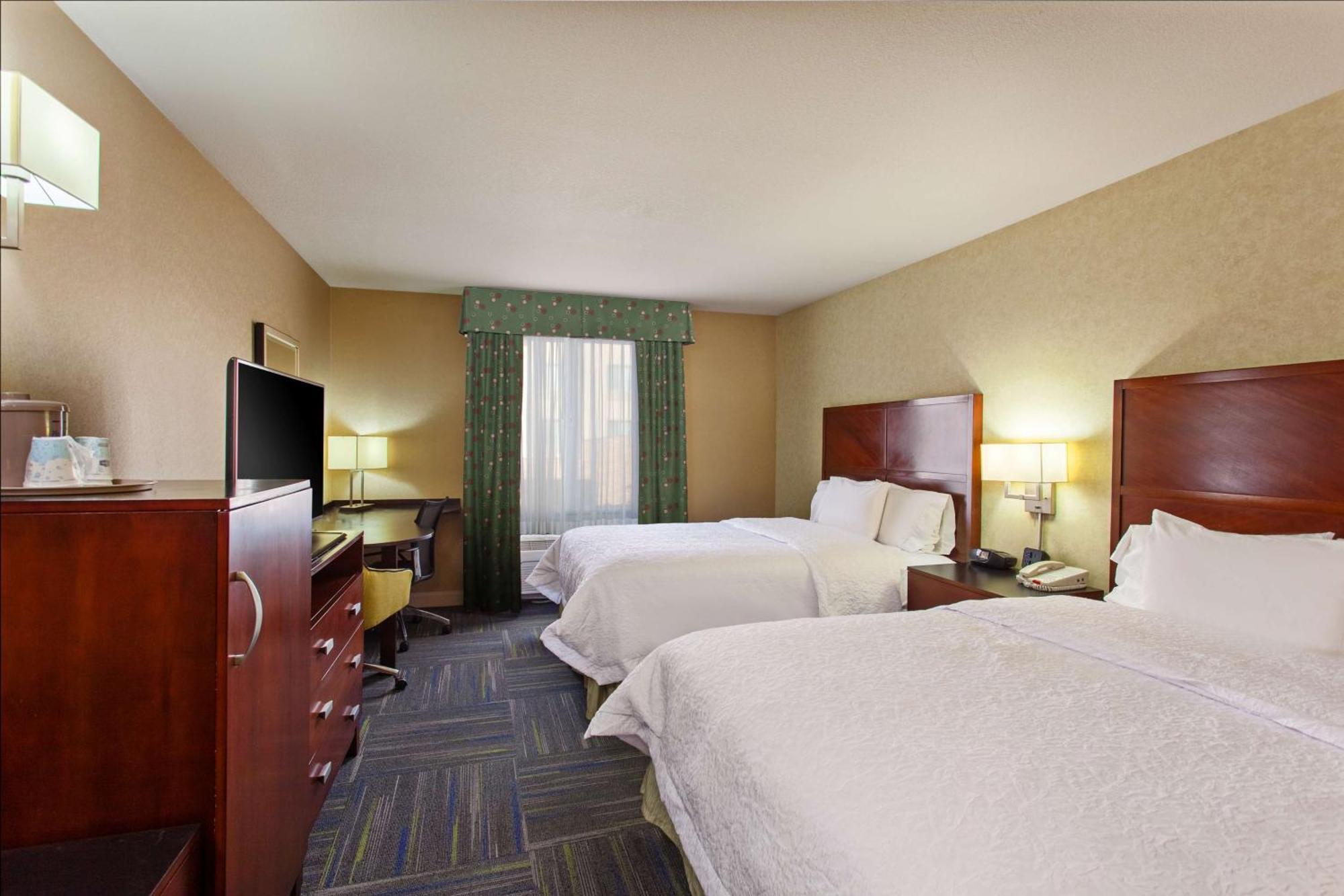 Hampton Inn And Suites מרסד מראה חיצוני תמונה