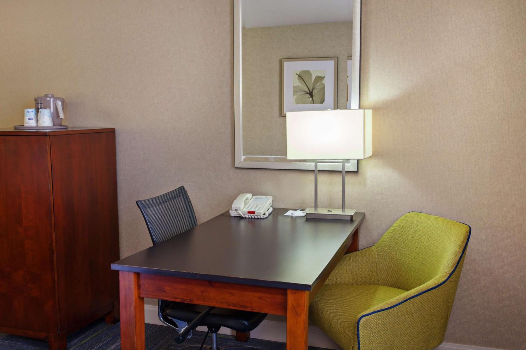 Hampton Inn And Suites מרסד מראה חיצוני תמונה