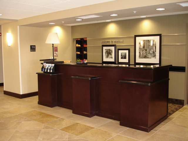 Hampton Inn And Suites מרסד מראה פנימי תמונה
